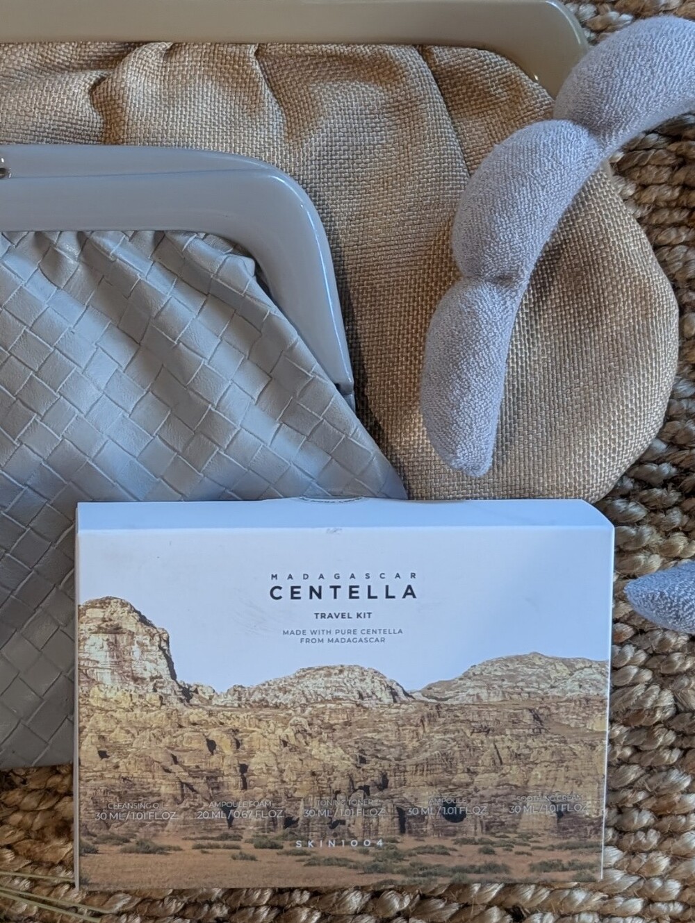 Korean Travel Skincare, Clutches & Accessories Giftpack - Minimalist Aesthetic